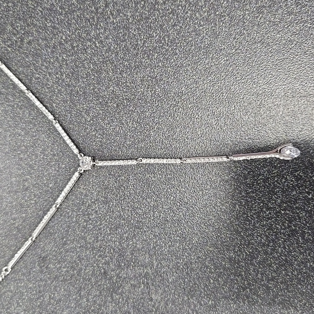 🥳HP Givenchy Silver Tone Drop Cyrstal Lariat Necklace ✨️ NWT